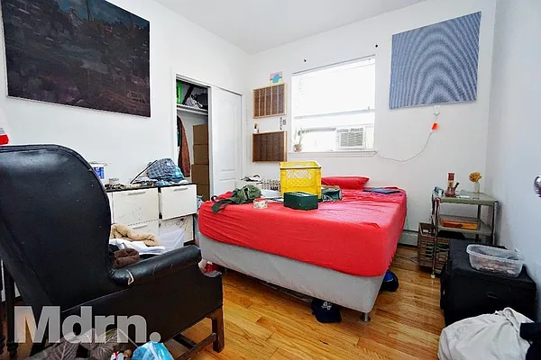 Rented by Mdrn Residential | media 31