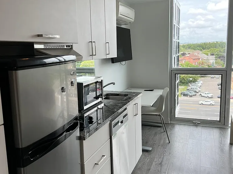 1900 Simcoe St N #602 — Photo 3
