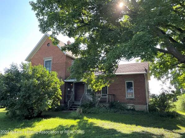 11120 S Wright Rd, Eagle, MI 48822