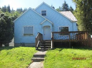 4877 Leif Erikson Dr, Astoria, OR 97103
