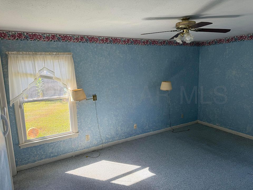 10th image of 503 Forrest Ln