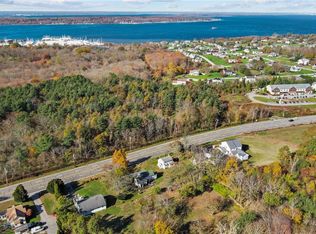 1144-1152 W Main Rd, Portsmouth, RI 02871