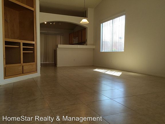 3rd image of 1804 Linton Hill Ln