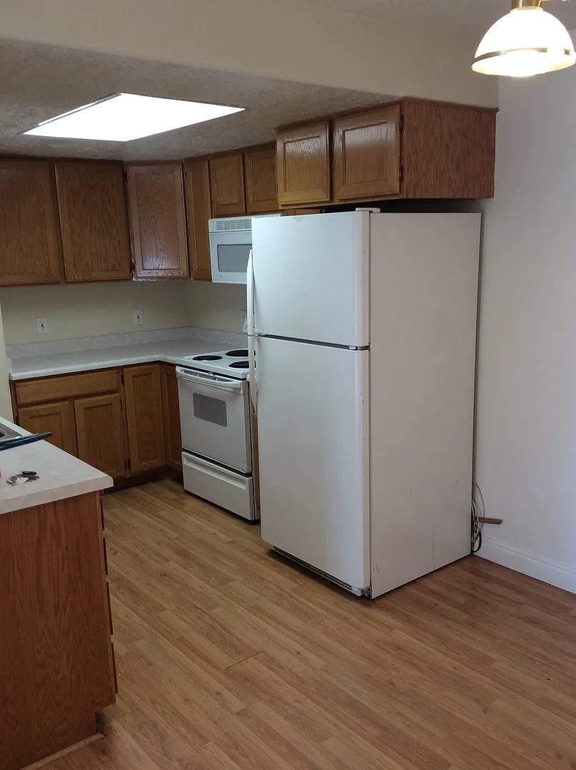 Condo Ready For You! — Photo 2