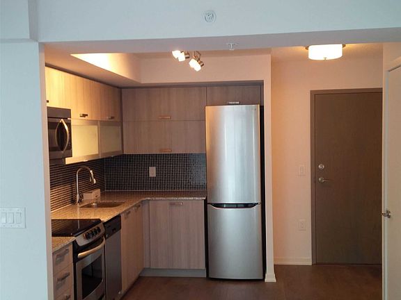 2nd image of 36 Lisgar St #2003