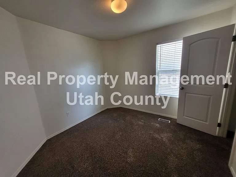 2169 E Summit Way — Photo 18
