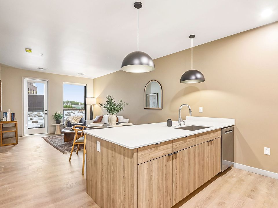 1st image of 7474 Harwood Ave #127