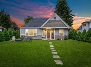 3038 Porter St, Enumclaw, WA 98022