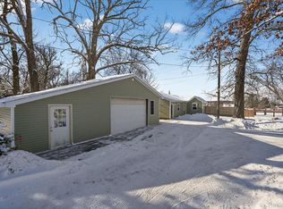 4539 Parker Dr, Howell, MI 48843