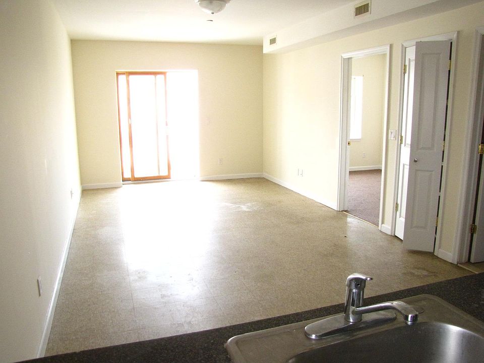 1st image of 215 Beach 101st St APT 3D