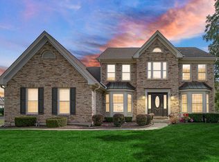 1355 New London Ct, Carol Stream, IL 60188