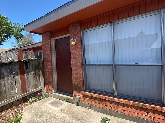 2nd image of 3722 Thornberry Ct