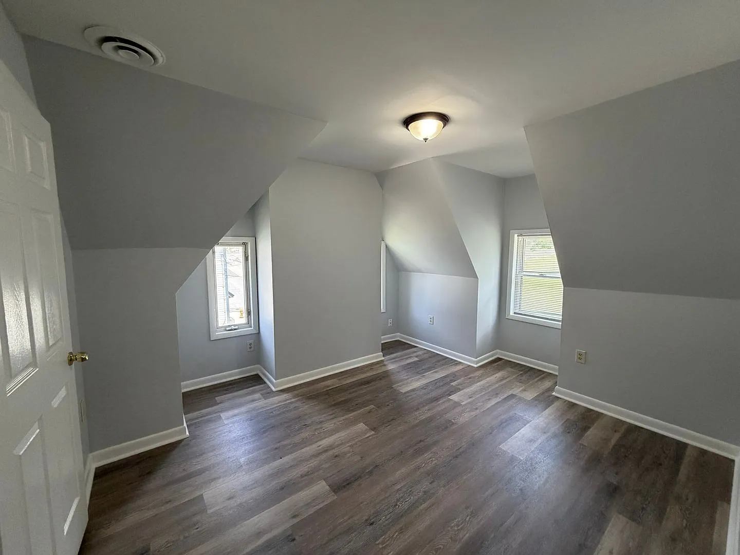 2-BR in Turtle Creek - Income-restricted — Photo 4