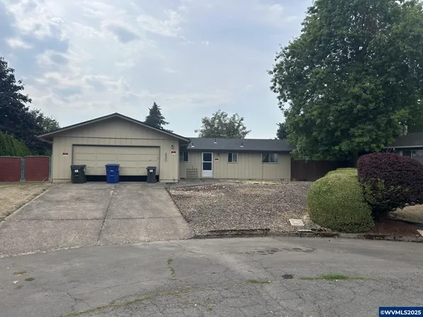430 W College St, Mount Angel, OR 97362