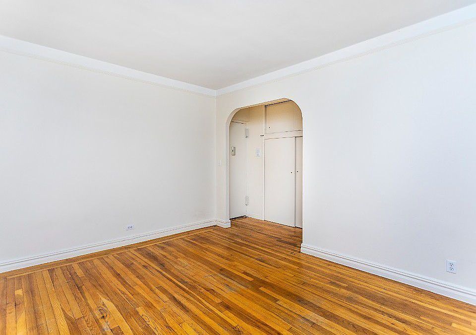 2nd image of 1224 Saint Nicholas Ave APT 2C
