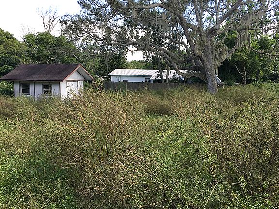 3rd image of 2705 Gregary Ave