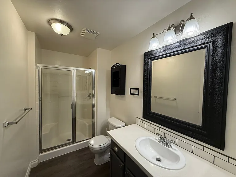 10919 Golden Valley Dr — Photo 7