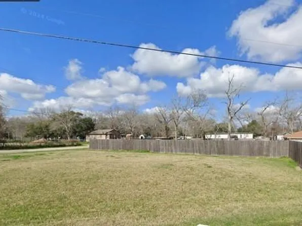 0 Texas Ave, Angleton, TX 77515