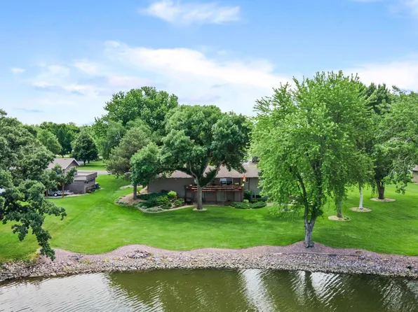 830 Lakewood Dr SW, Hutchinson, MN 55350