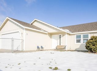 269 Dark Canyon Ave, Umatilla, OR 97882