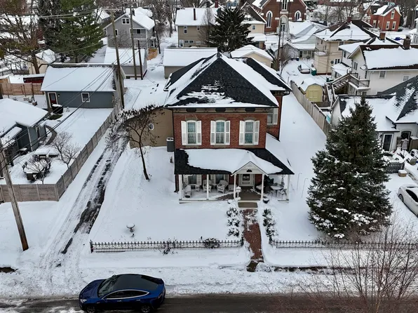 449 E King St, Franklin, IN 46131