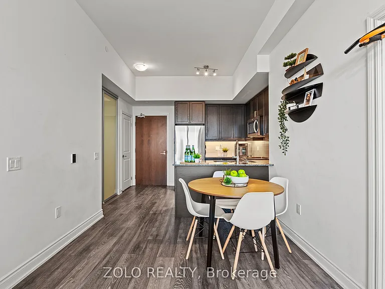 1050 Main St E #618 — Photo 13