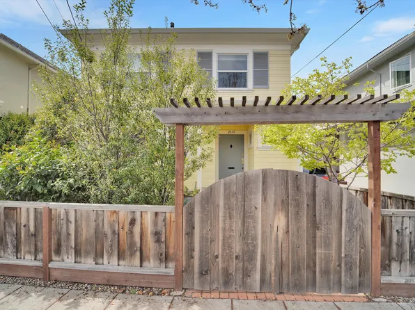 2810 Martin Luther King Jr Way, Berkeley, CA 94703