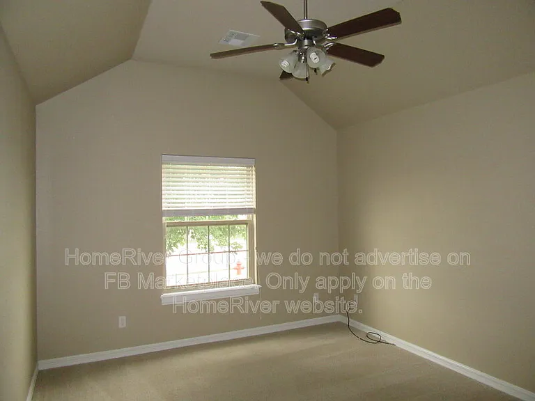 1012 W Fargo Ln — Photo 23