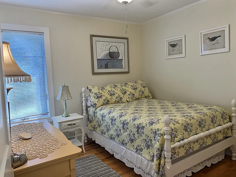 6 Hoppin Ave — Photo 8