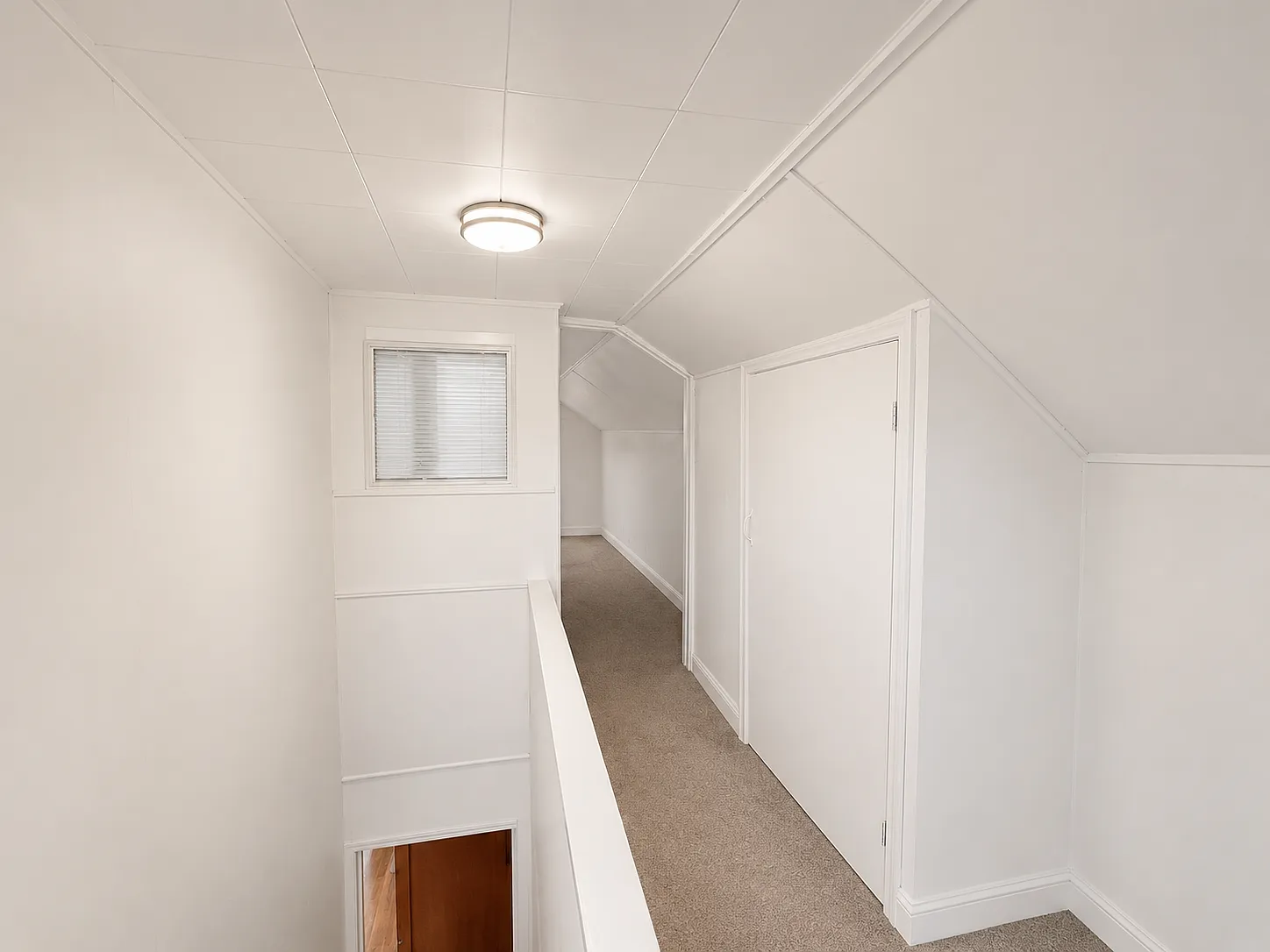 3 bed, 975 sqft, $1,900 — Photo 3