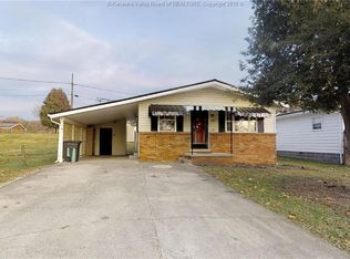141 Lock Ave, Nitro, WV 25143