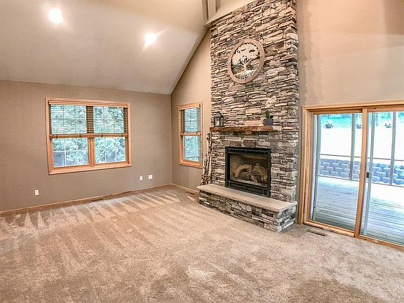 3rd image of 2789 Holly Ct NW