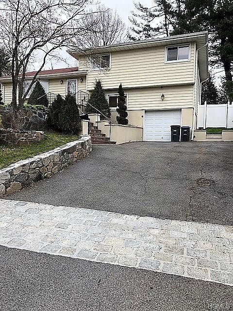 1st image of 26 West St