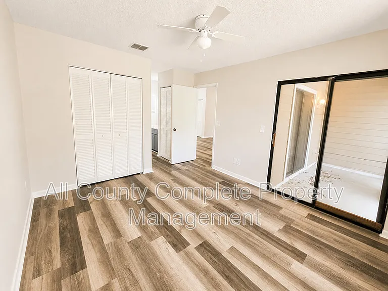 8322 Derbyshire Pl — Photo 8