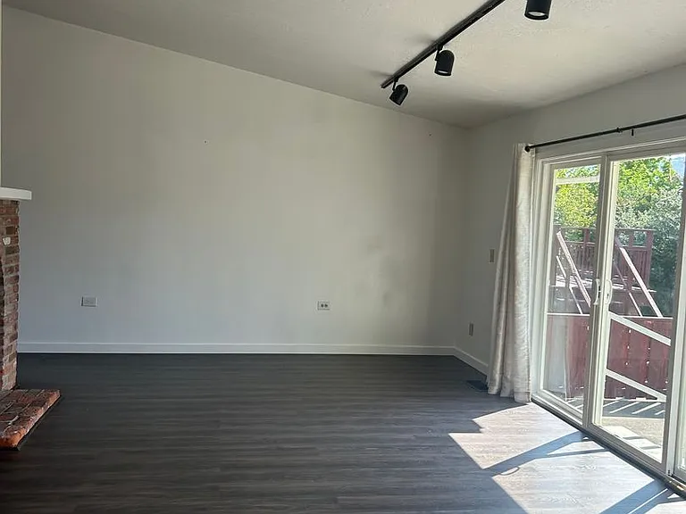 2774 Jessica Cir — Photo 46