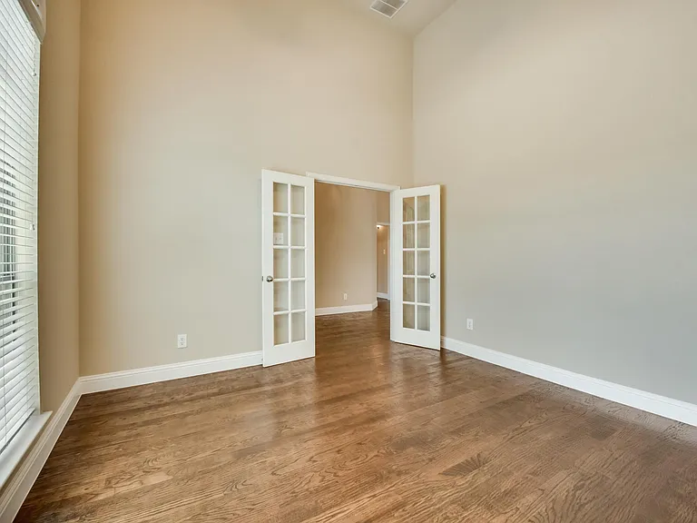 6072 Wallis Dr — Photo 14