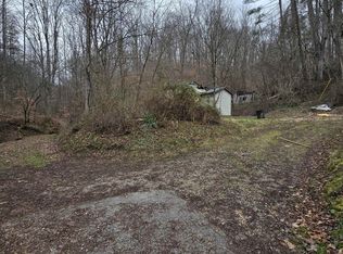 159 Apple Hollow Rd, Louisa, KY 41230