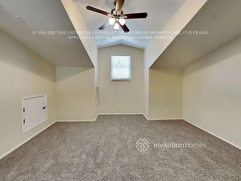 4084 E Windsor Dr — Photo 17