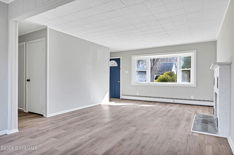 4th image of 23 Dorwood Drive