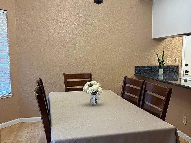 4465 Sunrise Ct — Photo 18