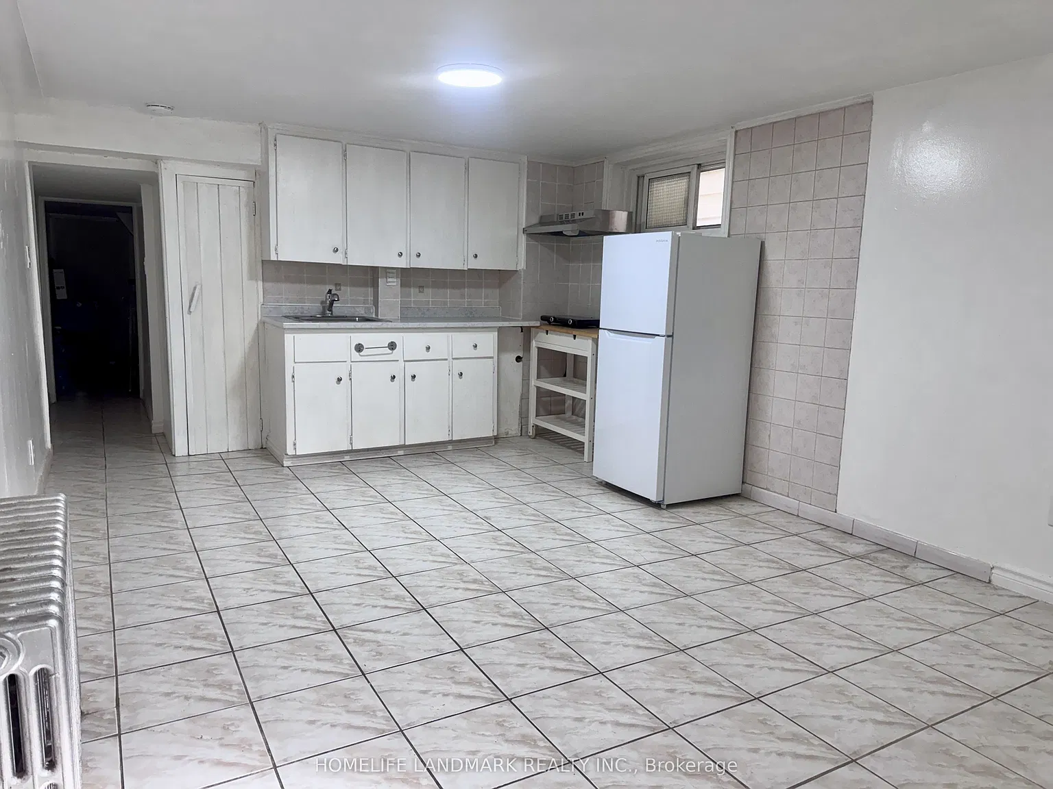 Studio, $1,200 — Photo 2