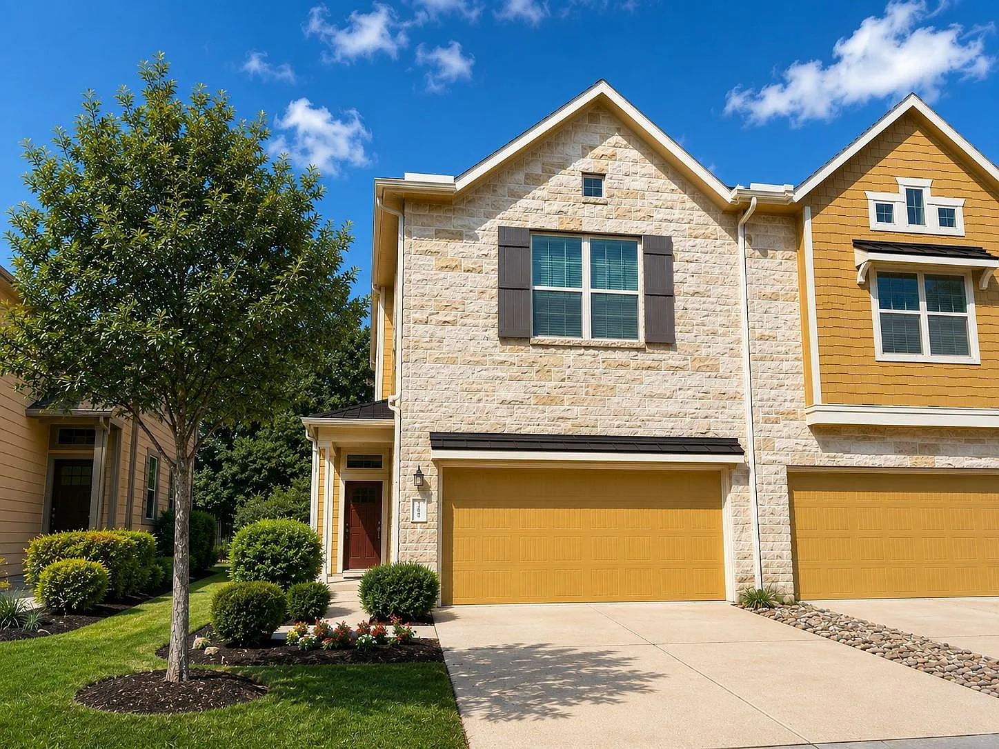 3 bed, 2.5 bath, 1763 sqft, $2,000 — Photo 2
