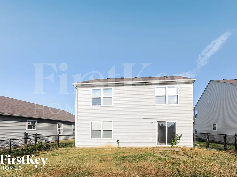 1820 Long Lake Dr — Photo 16