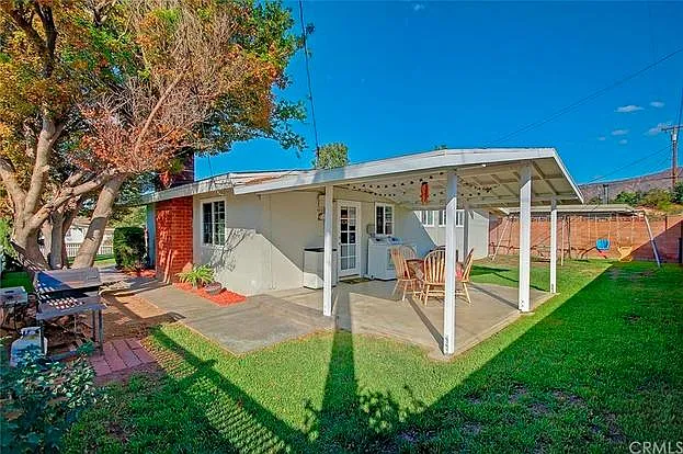 858 La Serena Dr — Photo 13