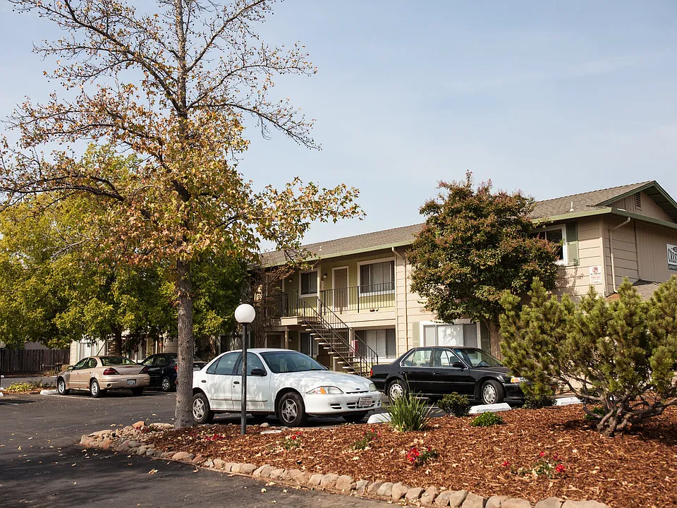 Crestline Apartments