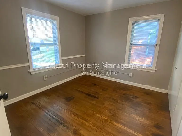 5516 Fairridge Ct — Photo 4