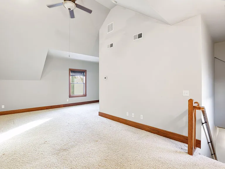 1377 Jefferson Ave — Photo 21