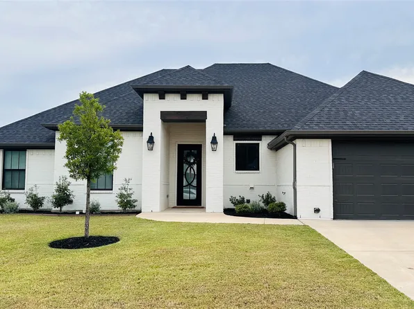 3021 Nob Hill Dr, Burleson, TX 76028