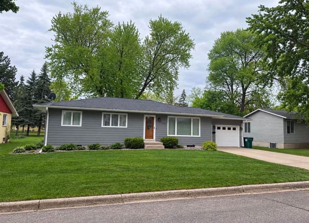 1225 Baxter Ave N - Property Image