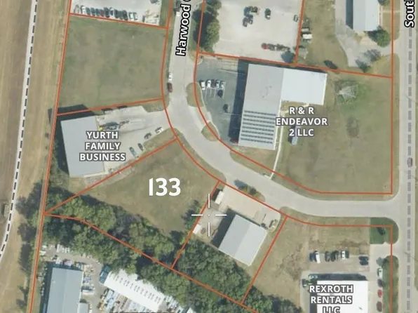 133 Harwood Ct, Lincoln, NE 68502